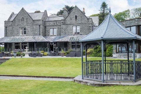Hospitality for sale, A497 Main Rd Criccieth LL52 0SA