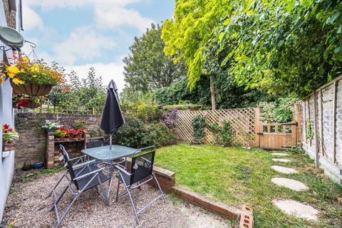 2 bedroom flat for sale, Miranda Road, Whitehall Park N19