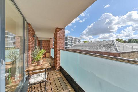 2 bedroom flat for sale, New Park Road, Clapham Park, London, SW2