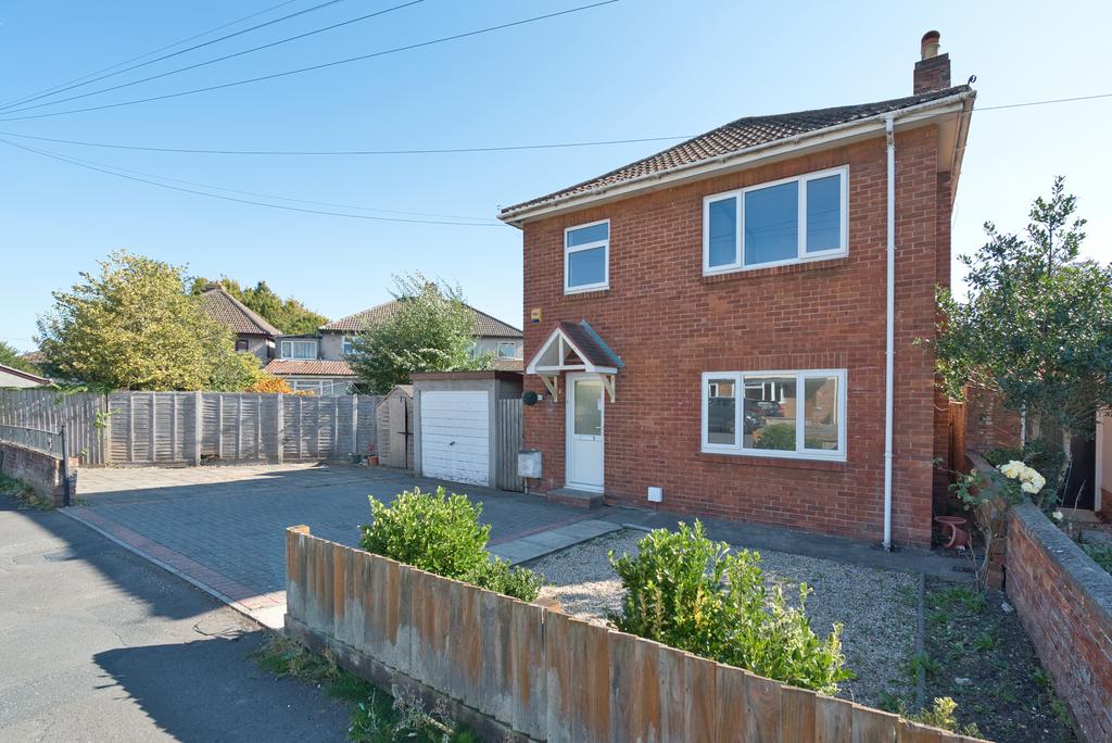 3 Bedroom Detached for Sale