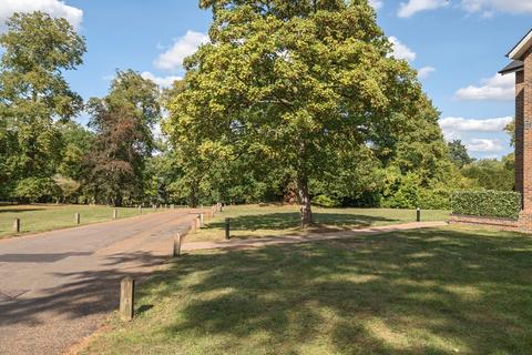 2 bedroom apartment for sale, Holwood Estate, Westerham Road, Keston
