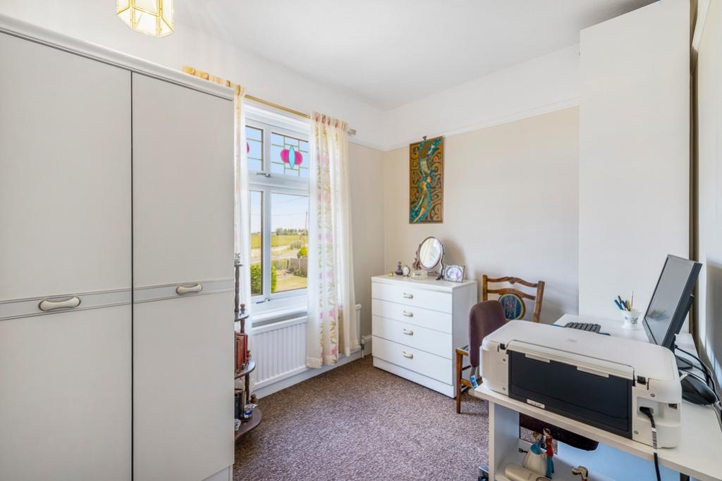 116 Roseways (Fleet)-32