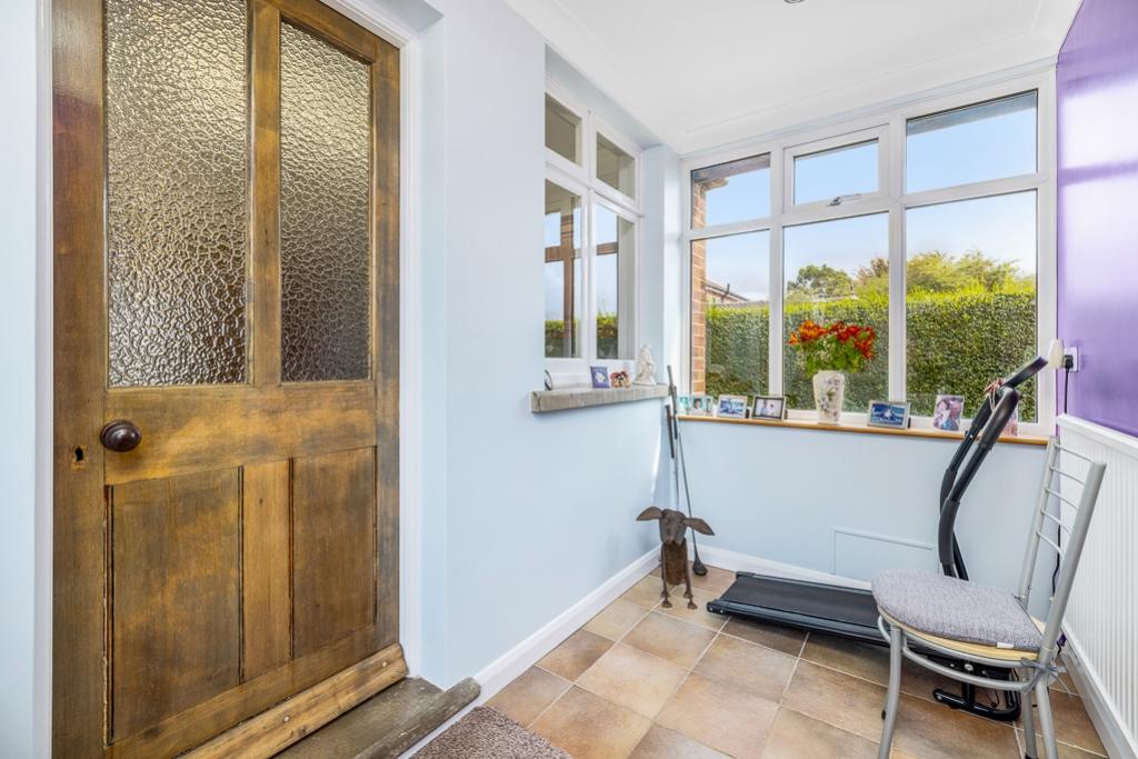 116 Roseways (Fleet)-23