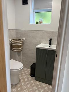 1 bedroom flat to rent, Raddlebarn Road, Birmingham B29