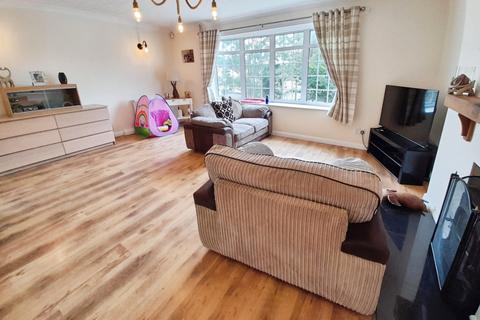 undefined, High Street, Blyton, Gainsborough, DN21 3JX