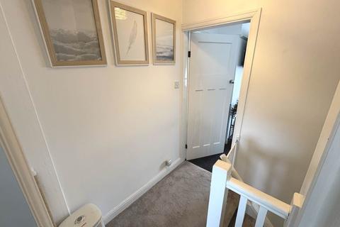 10 Briton Street, Royton, Oldham, OL2 6AW