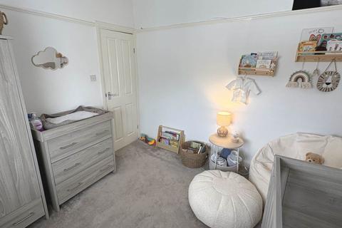 10 Briton Street, Royton, Oldham, OL2 6AW