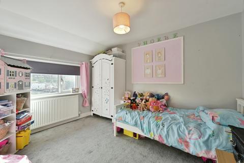 8 Moordale View, Rawmarsh, Rotherham, S62 5PU
