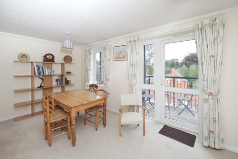 2 bedroom retirement property for sale, Arlington Avenue, Royal Leamington Spa