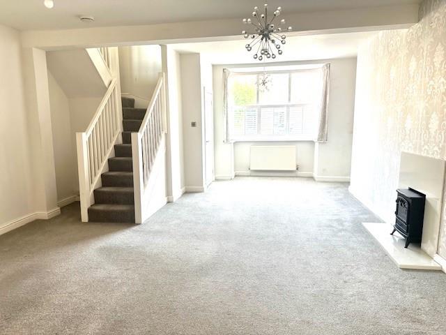 27 North Road Living 2.jpg