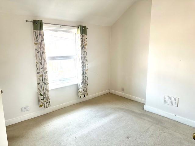 27 North Road Bedroom One.jpg