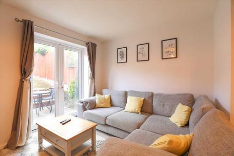 undefined, Virginia Crescent, Burton Latimer