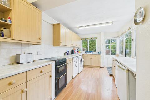 3 bedroom terraced house for sale, Pinewood Road, Spinney Hill, NN3 2RB