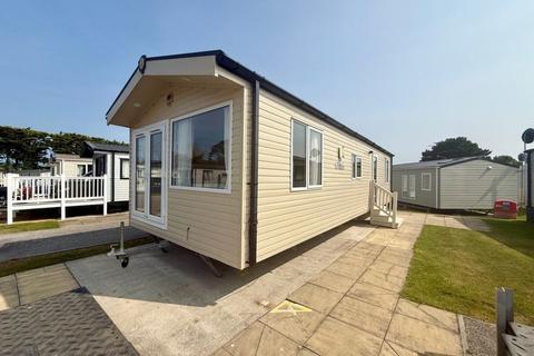 2 bedroom park home for sale, Par Sands Coastal Holiday Park