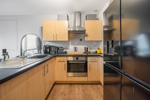 2 bedroom flat for sale, Burnelli Building, Wandsworth, London, SW11