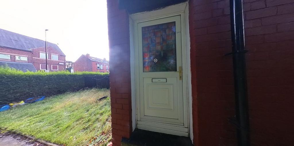 Charming view of the front of a well-maintained...