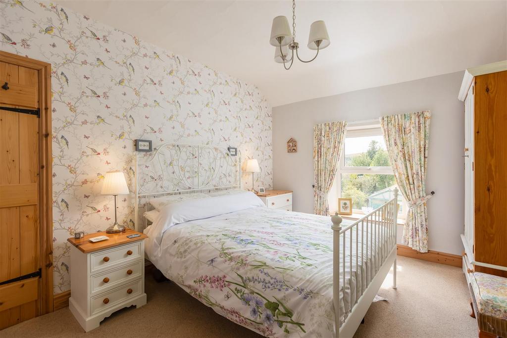 Hill Cottages 3 Bedroom 2-2.jpg