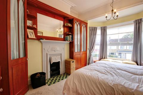5 bedroom semi-detached house for sale, South Street, Cottingham