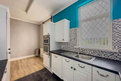 3 bedroom semi-detached house for sale, Cross Park Street, Batley
