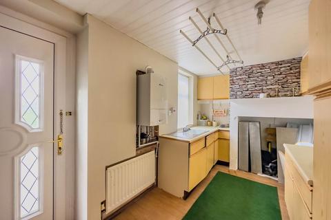 3 bedroom semi-detached house for sale, Cross Park Street, Batley