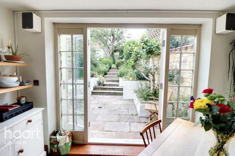 3 bedroom cottage for sale, Main Road, Washingborough