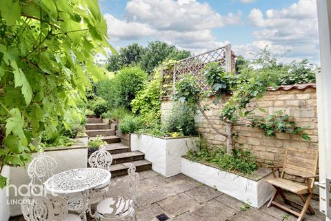 3 bedroom cottage for sale, Main Road, Washingborough