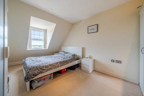 2 bedroom flat for sale, Windmill Road, Brentford, London, TW8