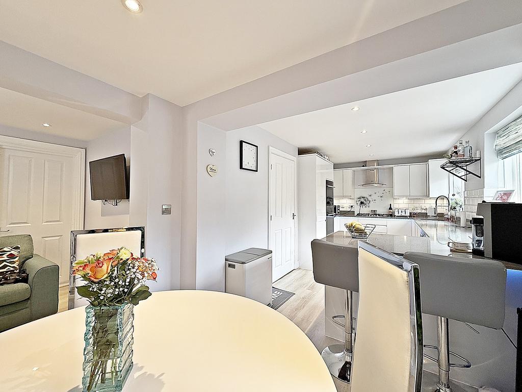Dining/Sitting Room