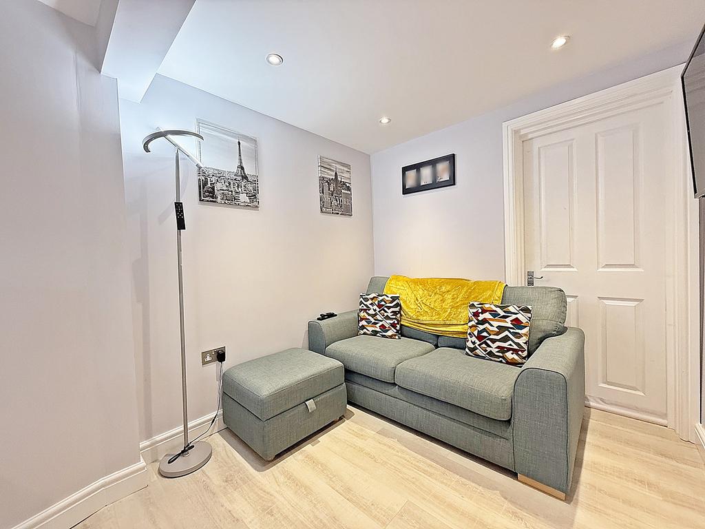 Dining/Sitting Room