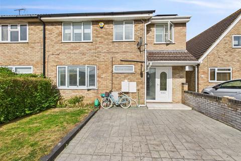 Jaythorpe, Abbeydale, Gloucester, Gloucestershire, GL4