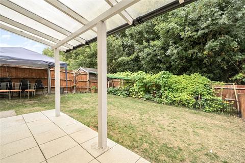 4 Cherry Grove, Reading, RG2 7NF