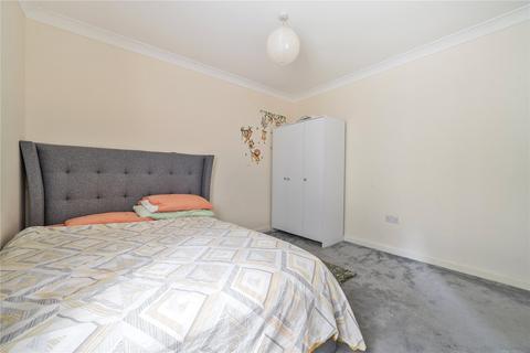 4 Cherry Grove, Reading, RG2 7NF