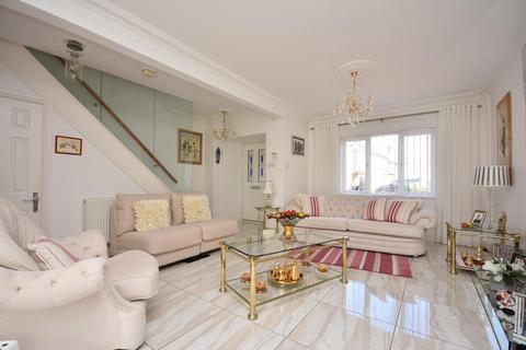 4 bedroom detached house for sale, 11 The Grange, Baroness Place, Penarth, CF64 3UW