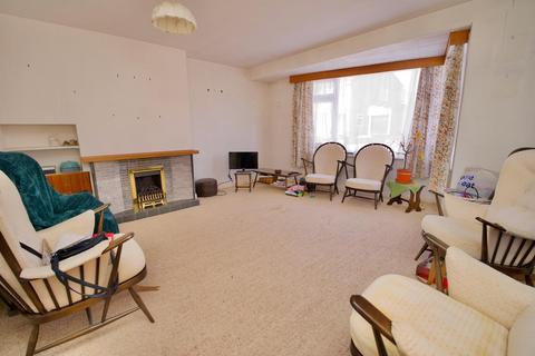 3 bedroom semi-detached house for sale, Gleneagles Road