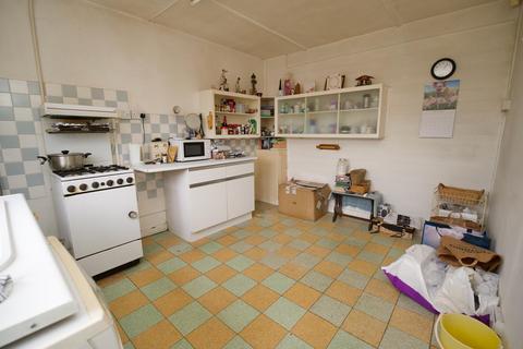 3 bedroom semi-detached house for sale, Gleneagles Road