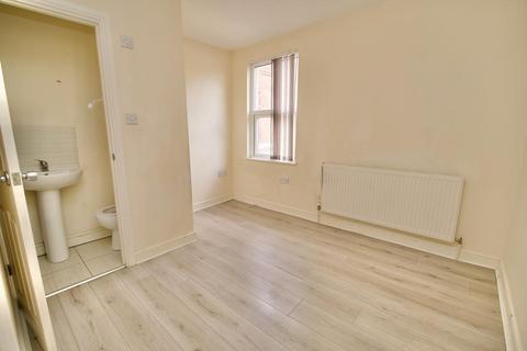 3 bedroom terraced house for sale, Stoney Stanton Road