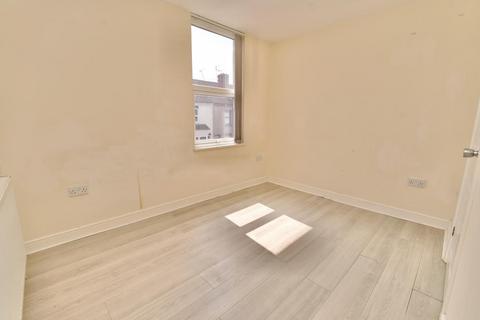 3 bedroom terraced house for sale, Stoney Stanton Road