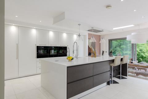 5 bedroom detached house for sale, Brittains Lane, Sevenoaks, Kent, TN13