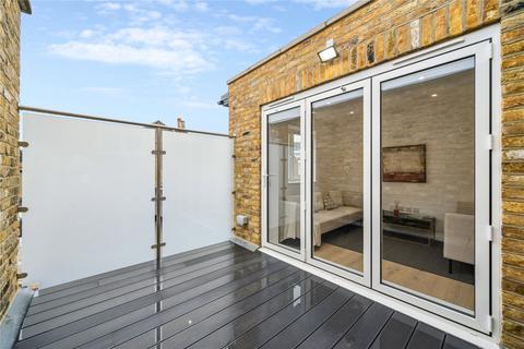3 bedroom apartment for sale, Northcote Road, London, SW11