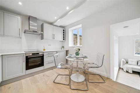 3 bedroom apartment for sale, Northcote Road, London, SW11