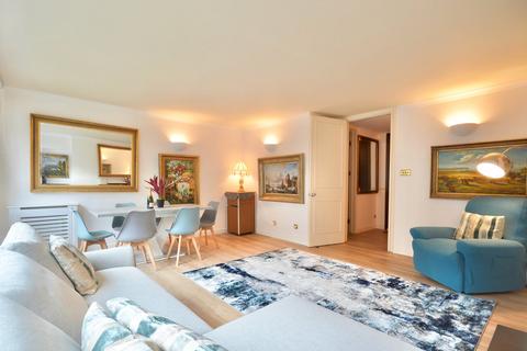2 bedroom apartment for sale, Queen Anne Street, London, W1G