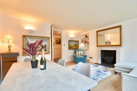 2 bedroom apartment for sale, Queen Anne Street, London, W1G