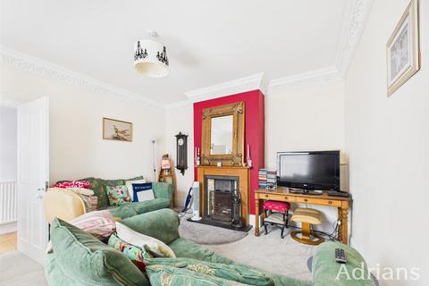 8 Meadowside, Chelmsford, CM2 6LN