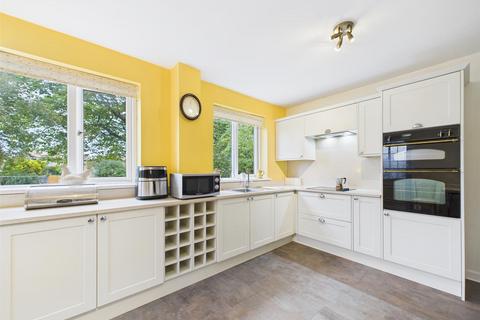 34 Ivanhoe, Whitley Bay, NE25 9AW