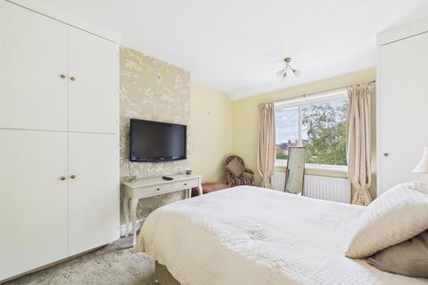 34 Ivanhoe, Whitley Bay, NE25 9AW