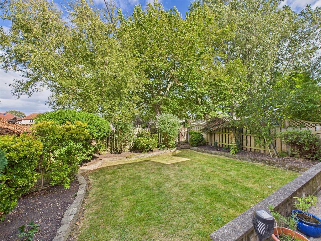 Garden 2.jpg