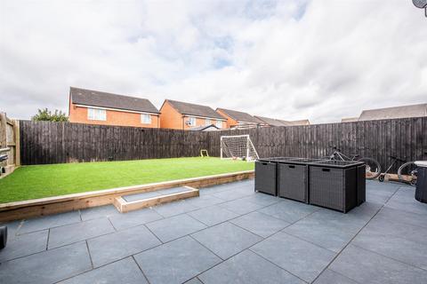undefined, Terrier Grove, Leyland