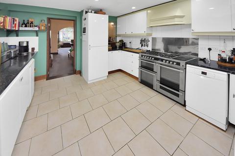 4 bedroom terraced house for sale, Warwick Road, Banbury OX16