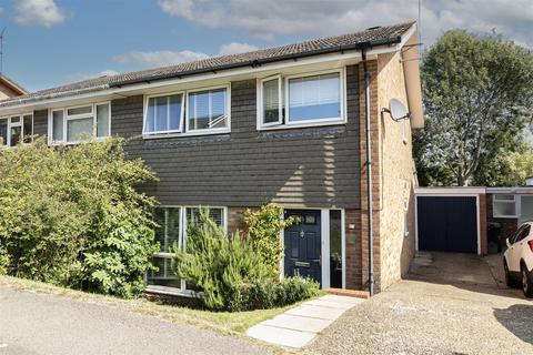 Barrons Row, Harpenden