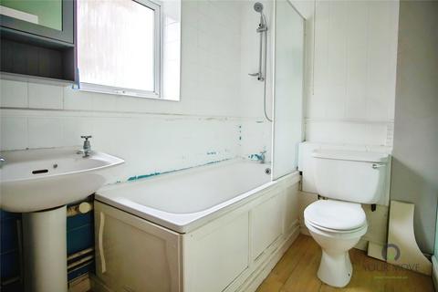 12 Kempton Close, Erith, DA8 3SR